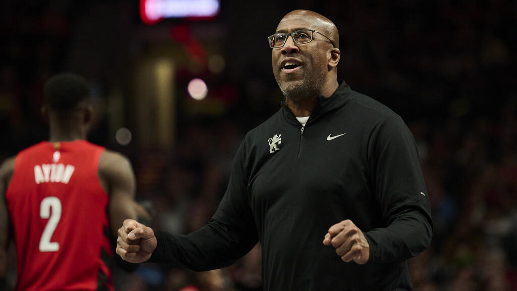 Los Knicks apuestan por Mike Brown para liderar una nueva etapa