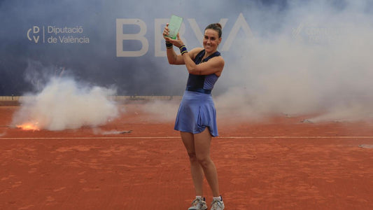 Nuria Párrizas Díaz hace historia como primera campeona española en el BBVA Open Internacional de Valencia 2025