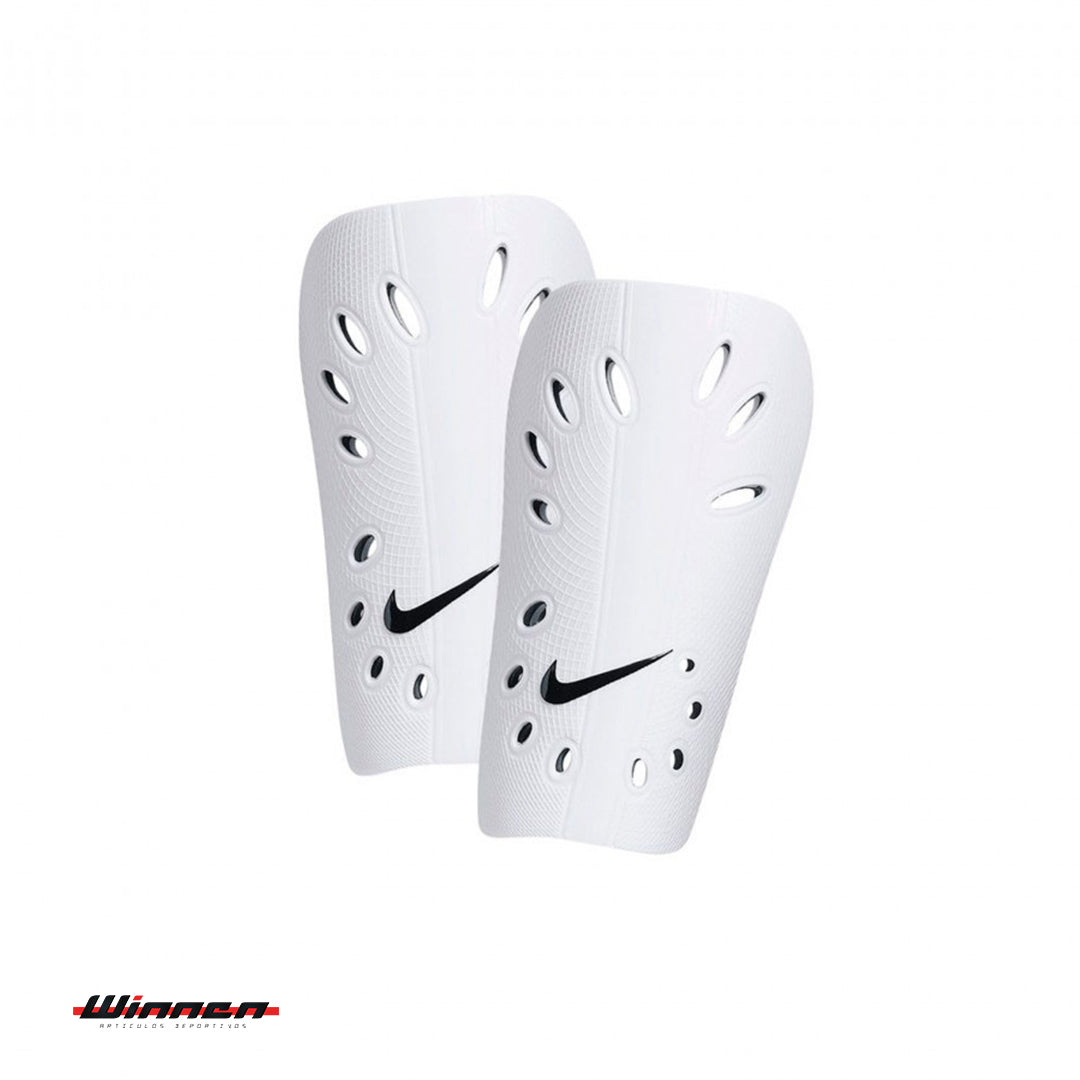 Canilleras de Fútbol Modelo NIKE Blanco