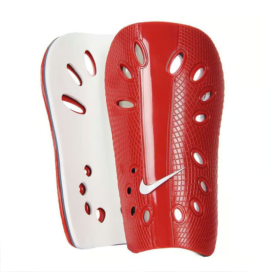 CANILLERA DE FÚTBOL PARA NIÑO MODELO NIKE ROJO